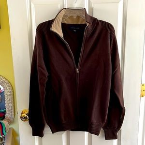 NWOT! Tommy Hilfiger Full Zip Men’s Sweater Jacket. Size Medium. Brown w/ beige